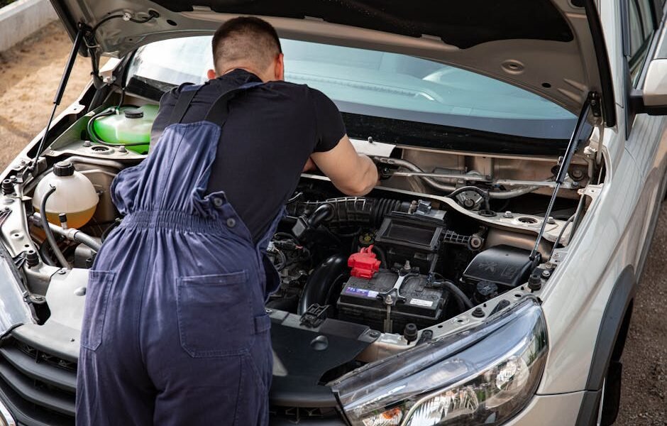 AC Repair Cost in Oklahoma: Why Prices Vary and What to Budget — Norm's Auto Clinic Coweta OK